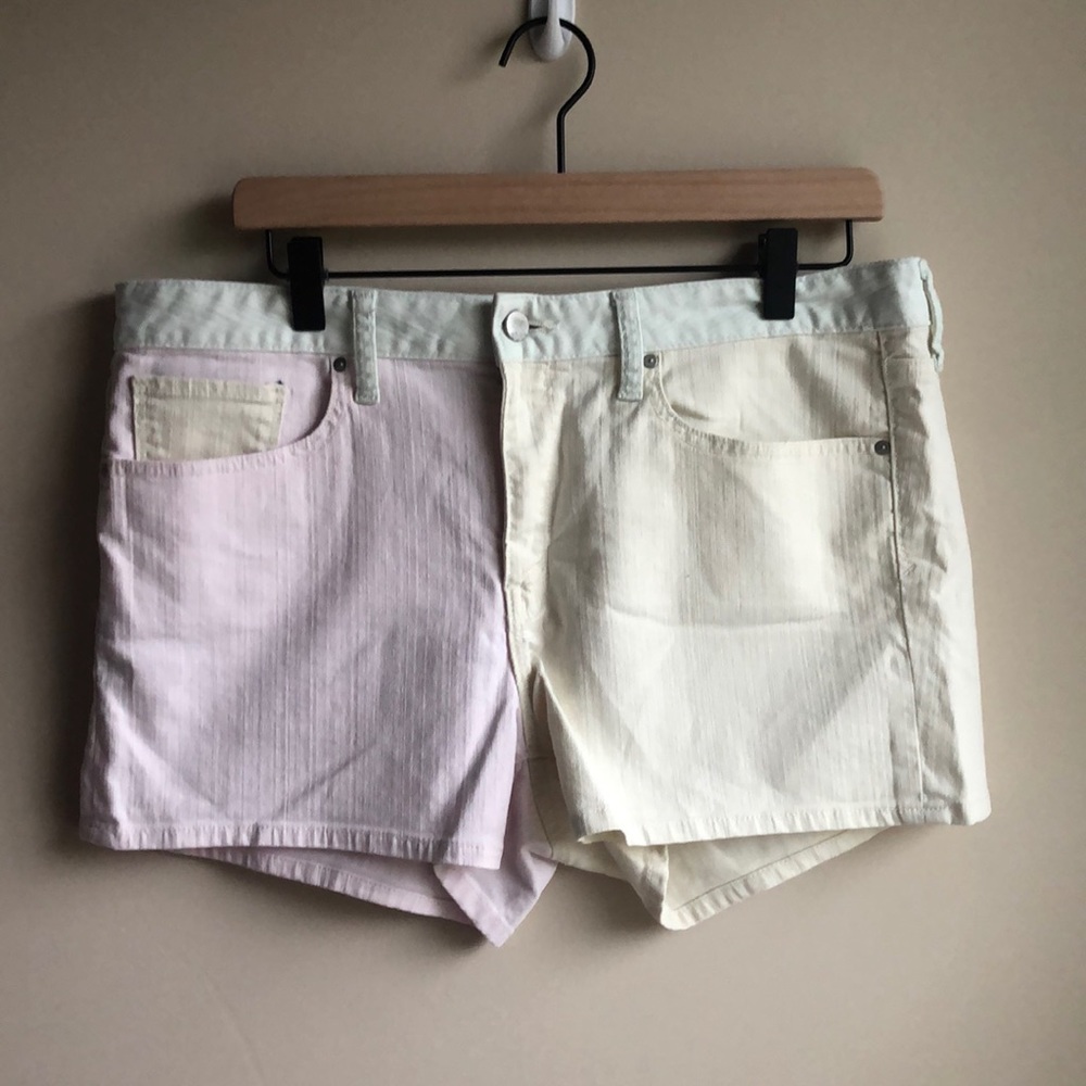 Pastel dual toned Shorts